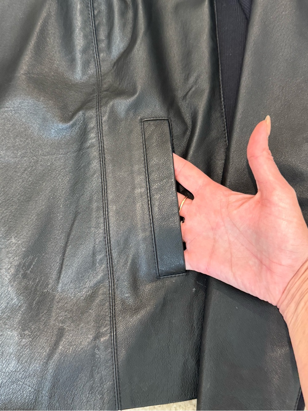 🔹 Kirna Zabête Black Genuine Leather Funnel Neck Jacket – Size M Amazing! - Picture 5 of 10